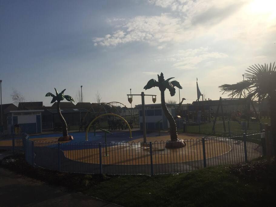 Beautiful Holiday 3 Bed Home Camber-Sands Екстериор снимка
